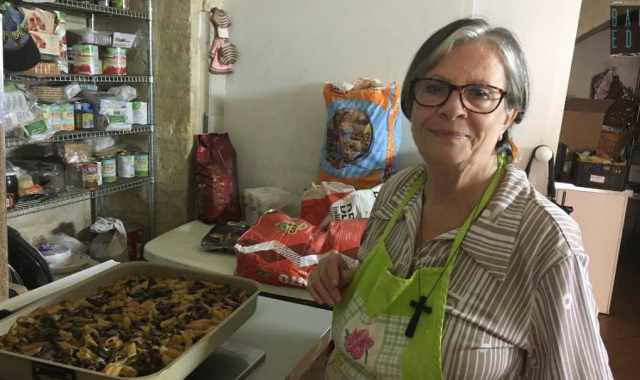 Triggiano, apre e gestisce da sola una mensa dei poveri:  la storia di Ketty 